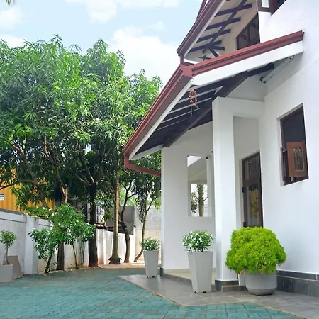 Belmont Villa - Free Airport Shuttle Service-3